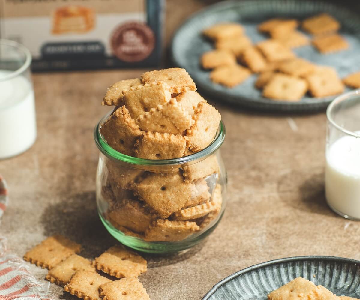 Gluten-Free Homemade Cheese Crackers | Kodiak®