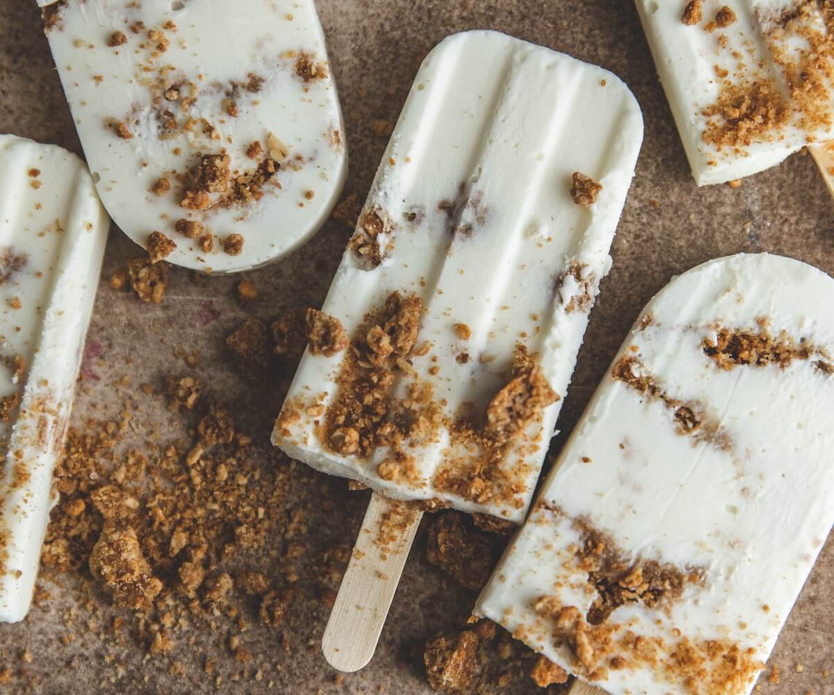 Coconut Cheesecake Popsicles 