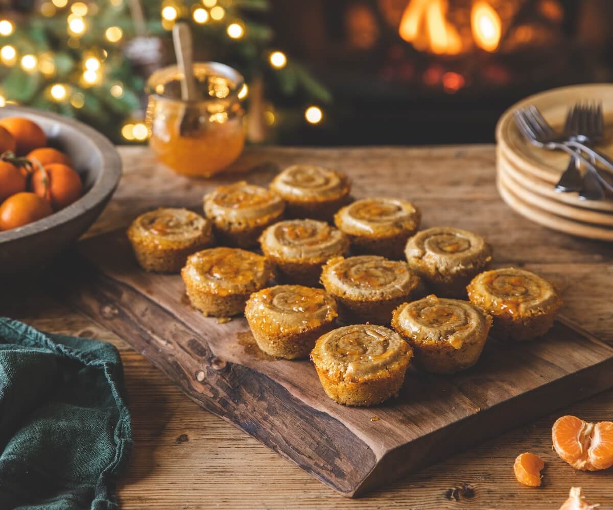 orange sticky buns