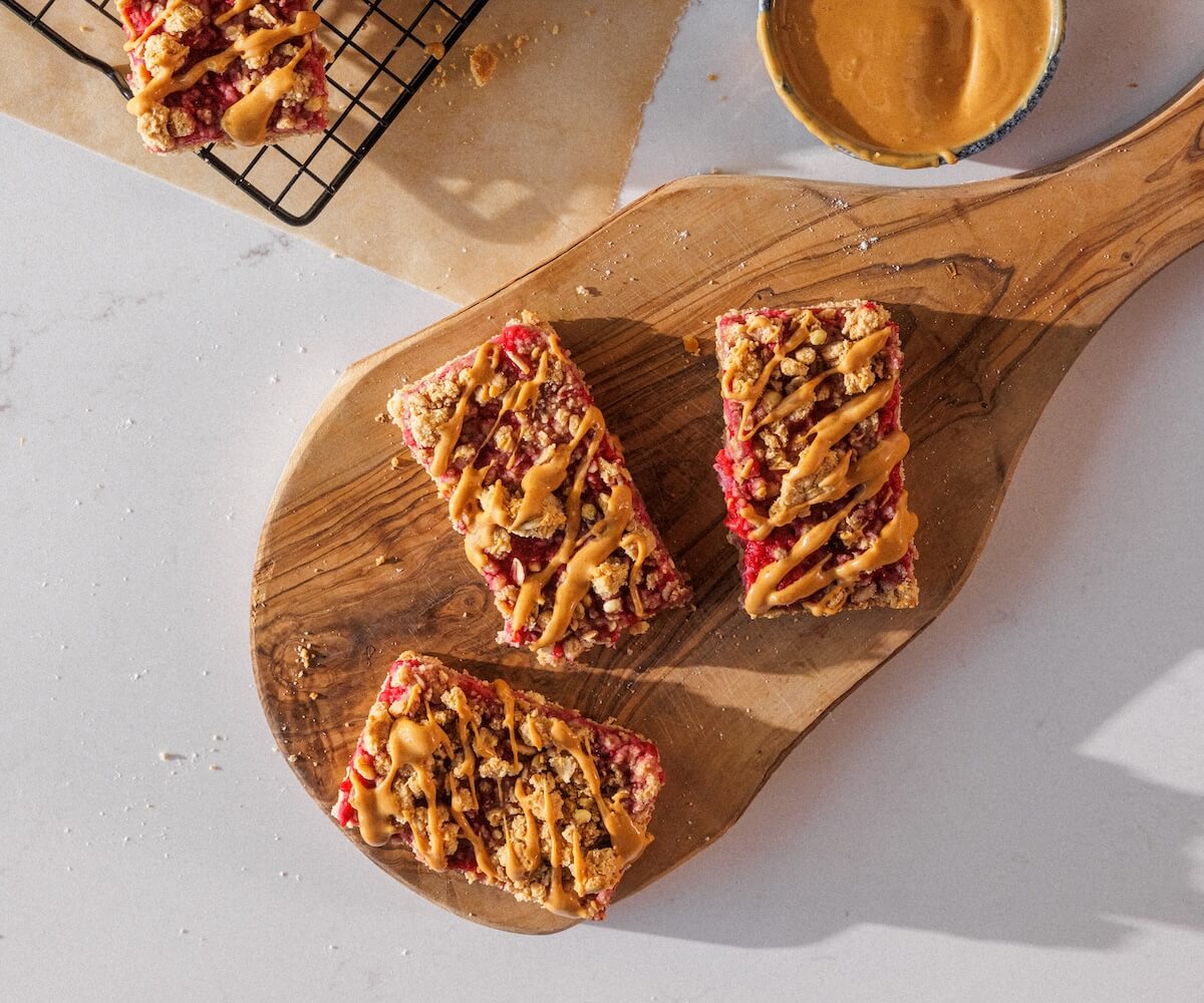 Fiber-Packed PB&J Snack Bars