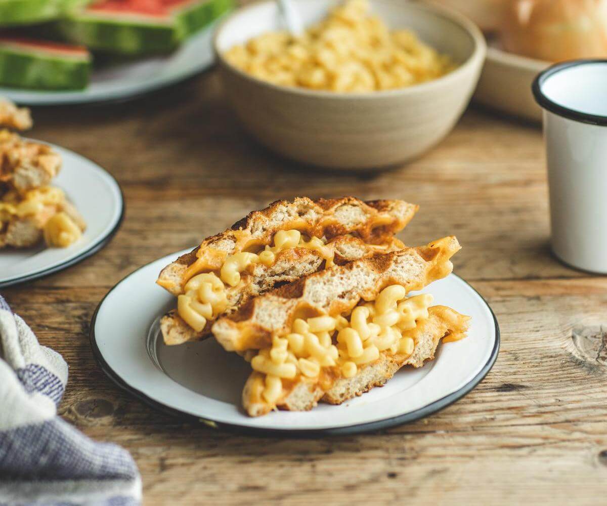 Waffle Mac ‘n Cheese Grilled Cheese